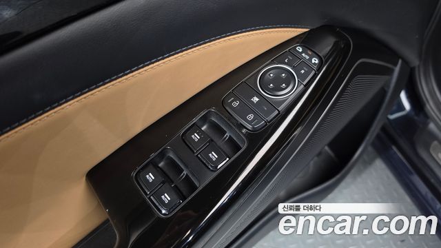 Kia K7 2020 — photo 30