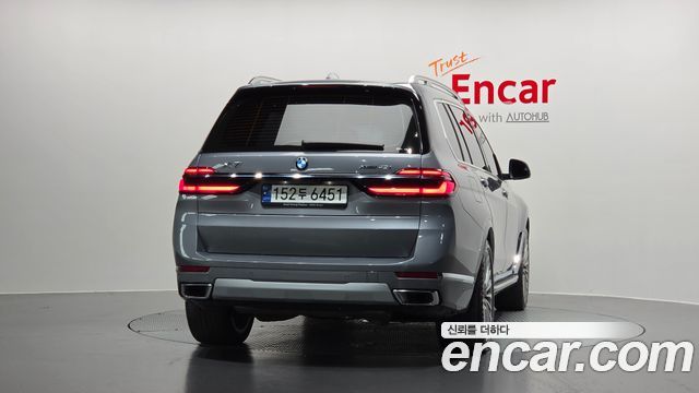 BMW X7 2023 — photo 4