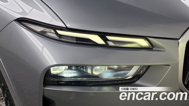 BMW X7 2023 — photo 8