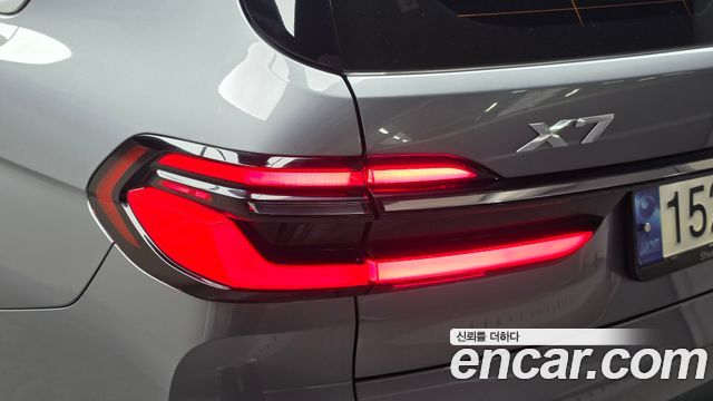 BMW X7 2023 — photo 9