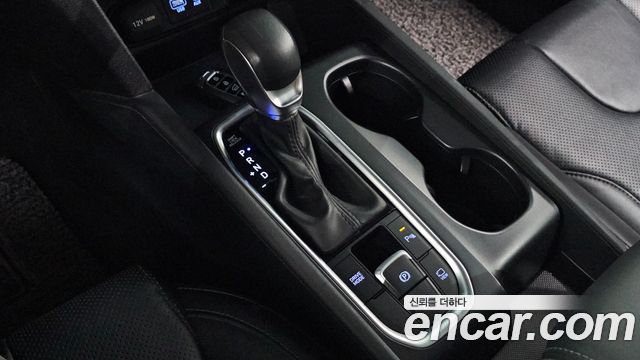 Hyundai Santafe 2019 — photo 12