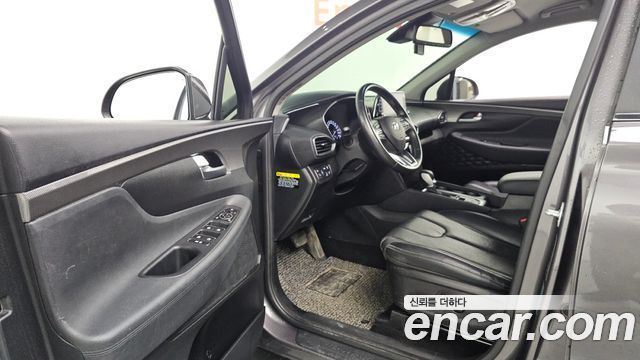 Hyundai Santafe 2019 — photo 13