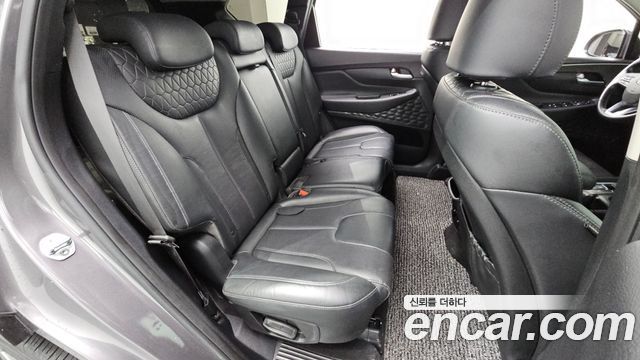 Hyundai Santafe 2019 — photo 18
