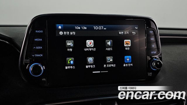 Hyundai Santafe 2019 — photo 22