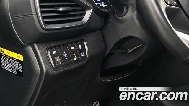 Hyundai Santafe 2019 — photo 24