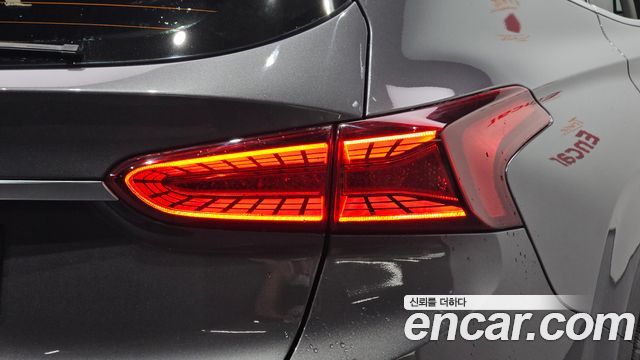 Hyundai Santafe 2019 — photo 9