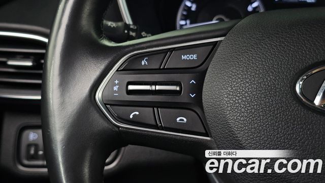 Hyundai Santafe 2019 — photo 27