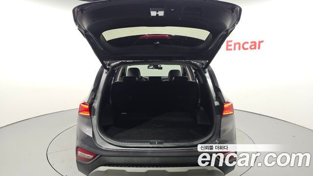 Hyundai Santafe 2019 — photo 37