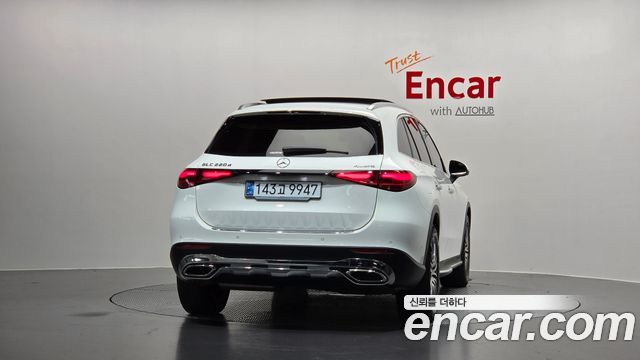 Mercedes-Benz GLC-Class 2023 — photo 4