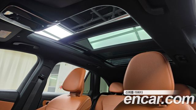 Mercedes-Benz GLC-Class 2023 — photo 22