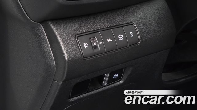 Hyundai Santafe 2022 — photo 21