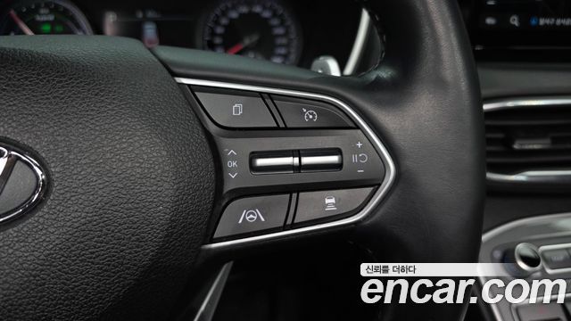 Hyundai Santafe 2022 — photo 23