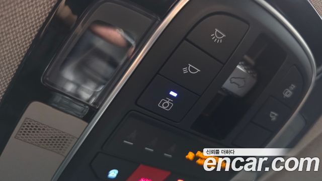 Hyundai Santafe 2022 — photo 33