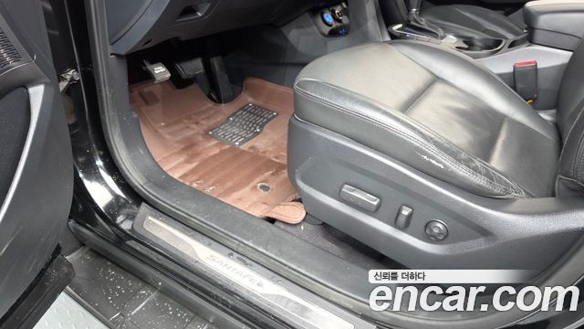 Hyundai Santafe 2016 — photo 25