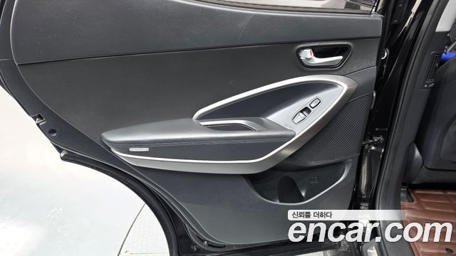 Hyundai Santafe 2016 — photo 15