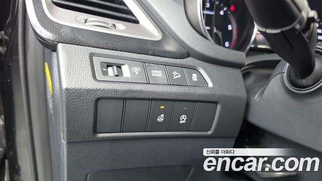 Hyundai Santafe 2016 — photo 28