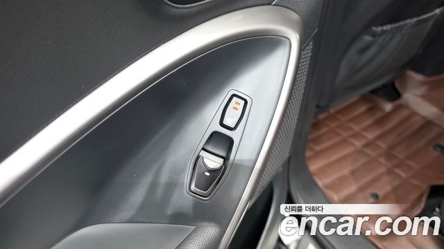 Hyundai Santafe 2016 — photo 30