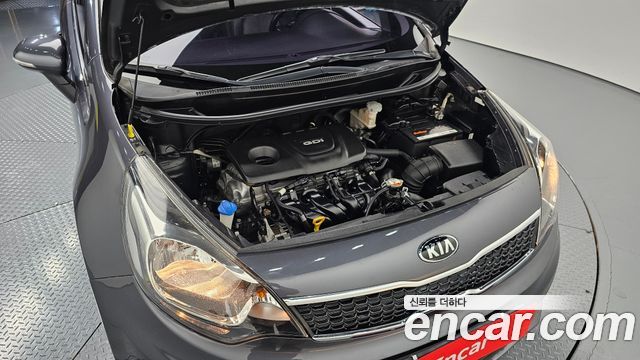 Kia pride 2015 — photo 6