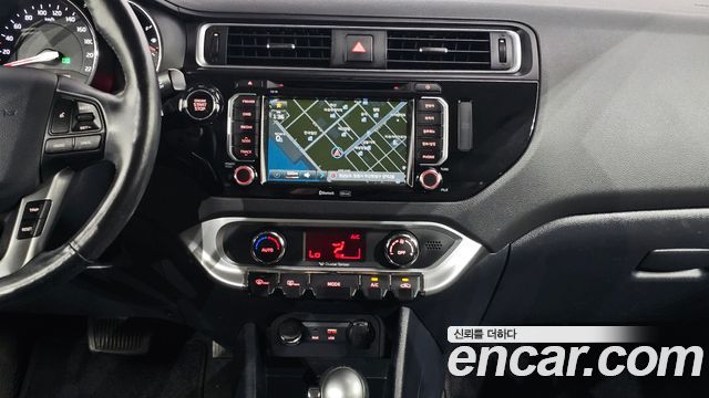 Kia pride 2015 — photo 20