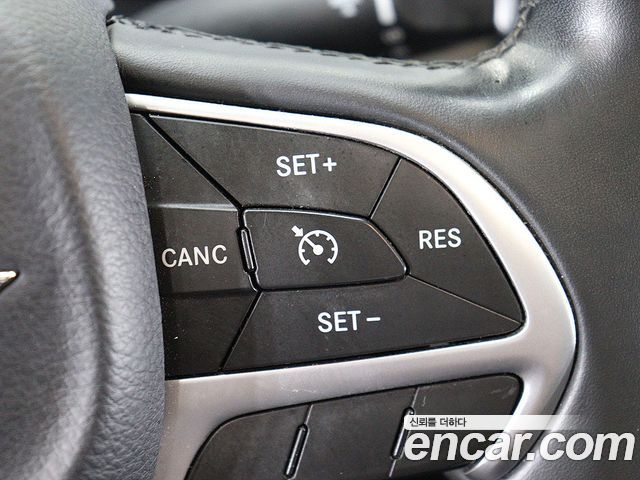 Chrysler 200 2015 — photo 11