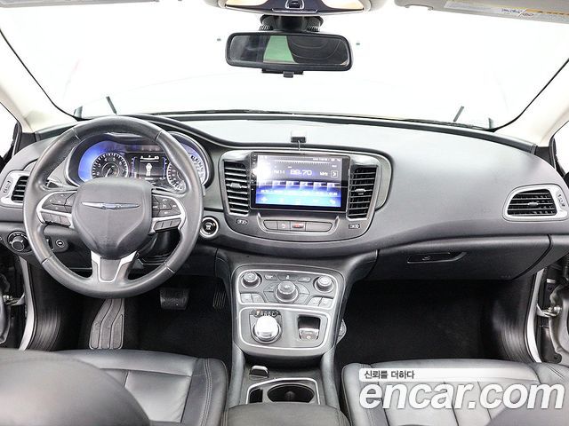 Chrysler 200 2015 — photo 14
