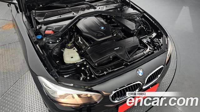 BMW 1-Series 2018 — photo 6