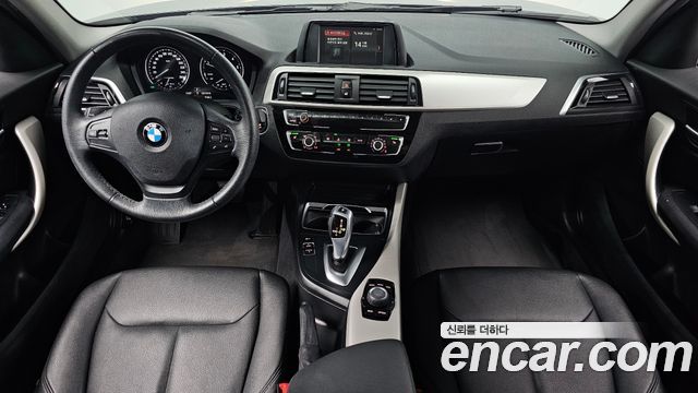 BMW 1-Series 2018 — photo 10