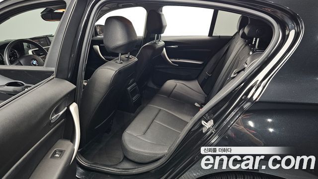 BMW 1-Series 2018 — photo 17