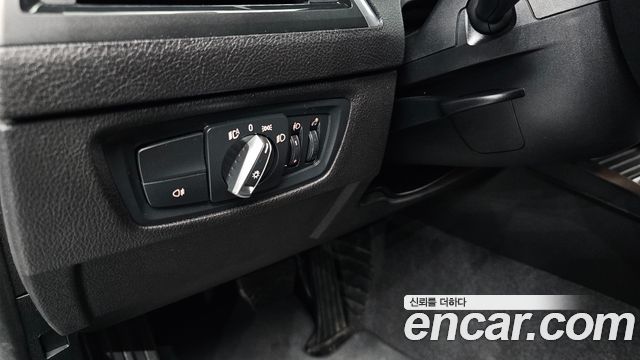 BMW 1-Series 2018 — photo 22