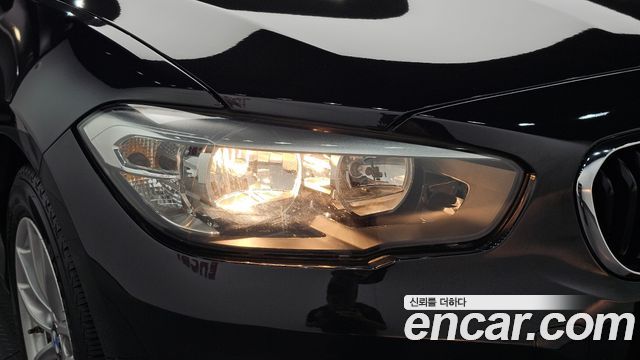BMW 1-Series 2018 — photo 8