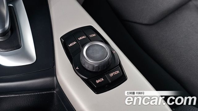 BMW 1-Series 2018 — photo 29