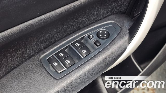 BMW 1-Series 2018 — photo 30