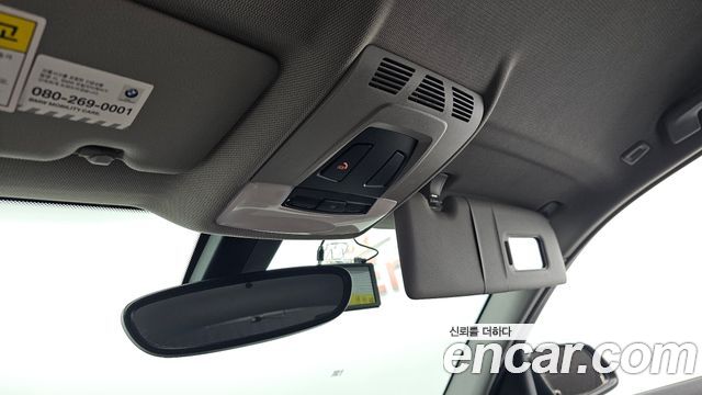 BMW 1-Series 2018 — photo 32