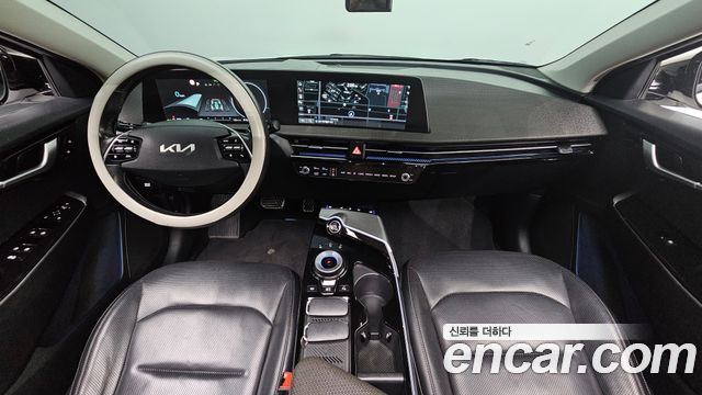 Kia EV6 2022 — photo 10