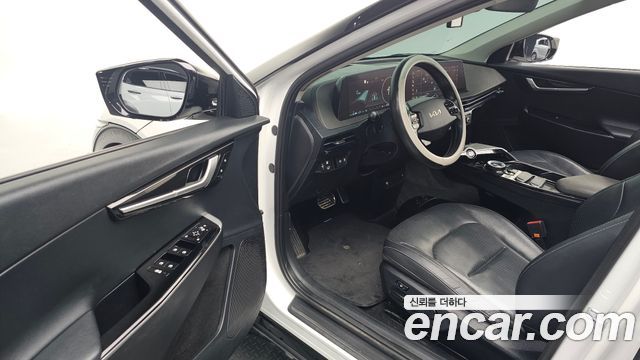 Kia EV6 2022 — photo 13