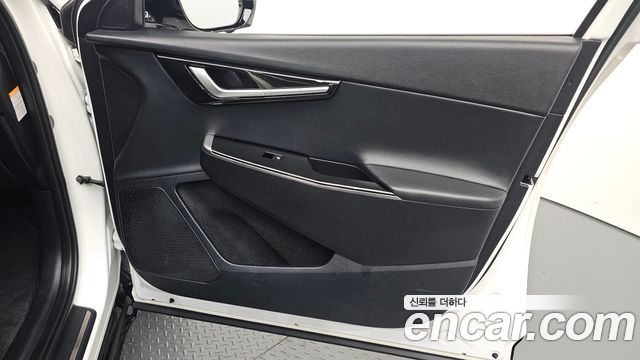 Kia EV6 2022 — photo 14
