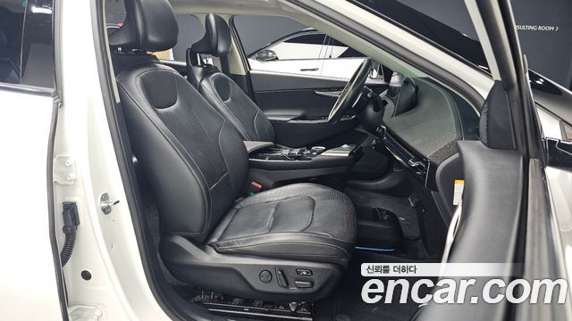 Kia EV6 2022 — photo 16