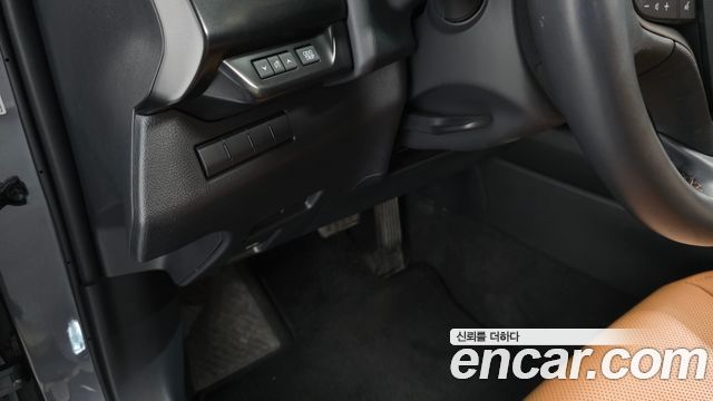 Lexus UX 2019 — photo 20