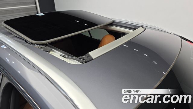 Lexus UX 2019 — photo 25