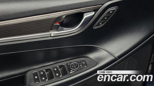 Hyundai Grandeur 2018 — photo 26