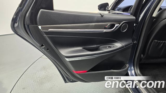 Hyundai Grandeur 2018 — photo 15
