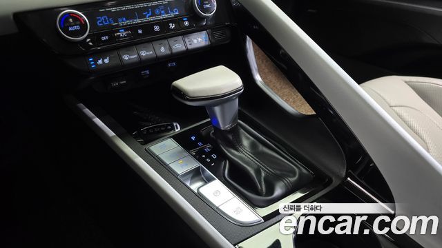 Hyundai AVANTE 2021 — photo 9