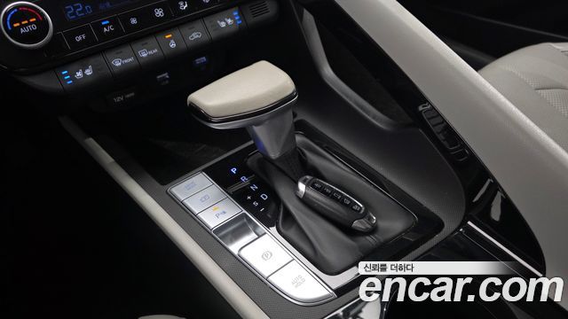 Hyundai AVANTE 2021 — photo 12