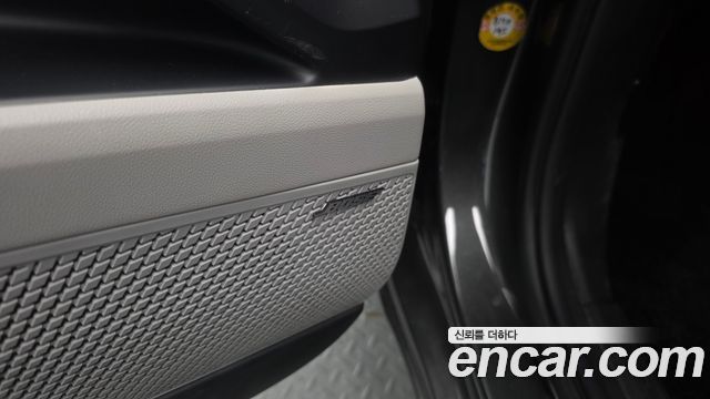 Hyundai AVANTE 2021 — photo 25