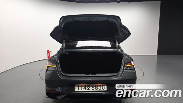 Hyundai AVANTE 2021 — photo 26