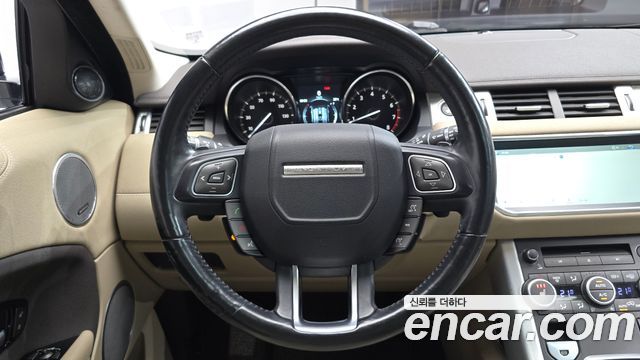 Land Rover Range Rover Evoque 2016 — photo 21