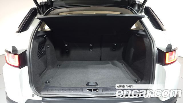 Land Rover Range Rover Evoque 2016 — photo 26