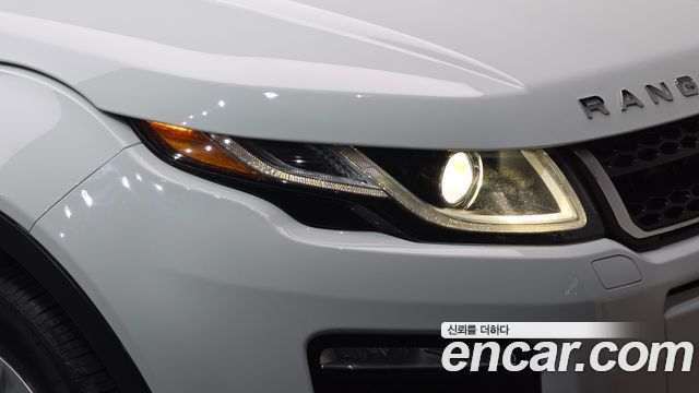 Land Rover Range Rover Evoque 2016 — photo 8