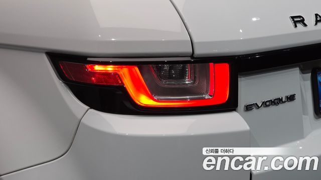 Land Rover Range Rover Evoque 2016 — photo 9
