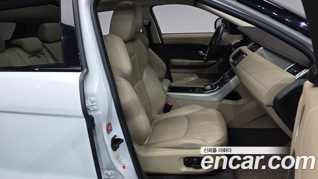 Land Rover Range Rover Evoque 2016 — photo 16